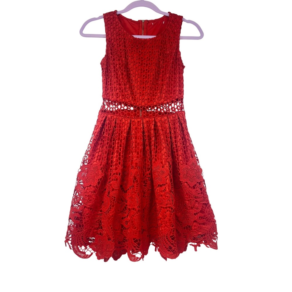 Red Lace Fit and Flare Dress Sleeveless‎ Party Cocktail Size S